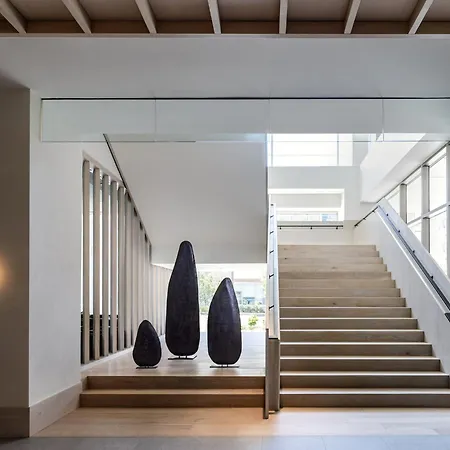 Kimpton Claret Hotel By Ihg